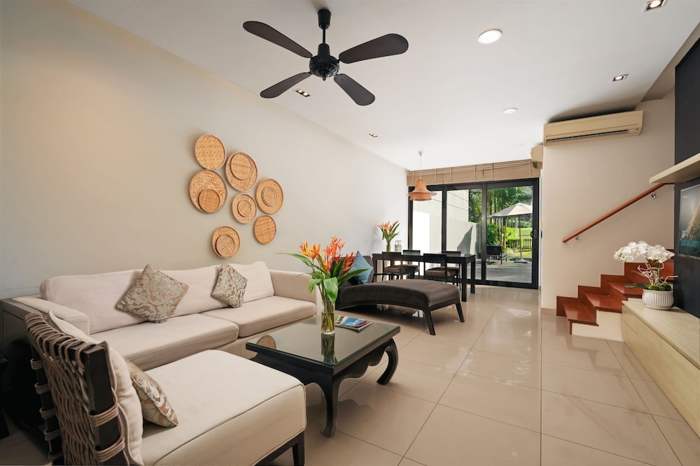 Laguna Park Homes Lang Co 37/57
