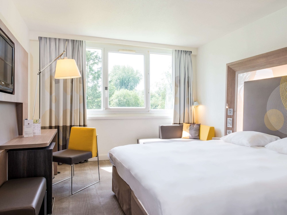 Novotel Le Mans 7/71