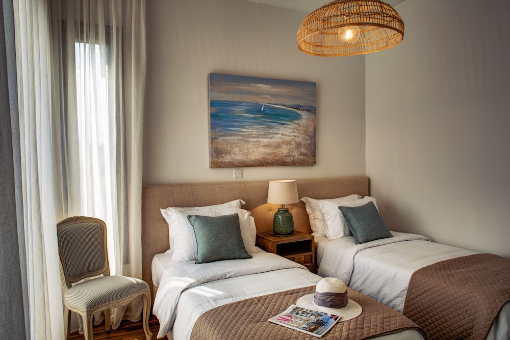 Atlantis Gardens Resort photo4