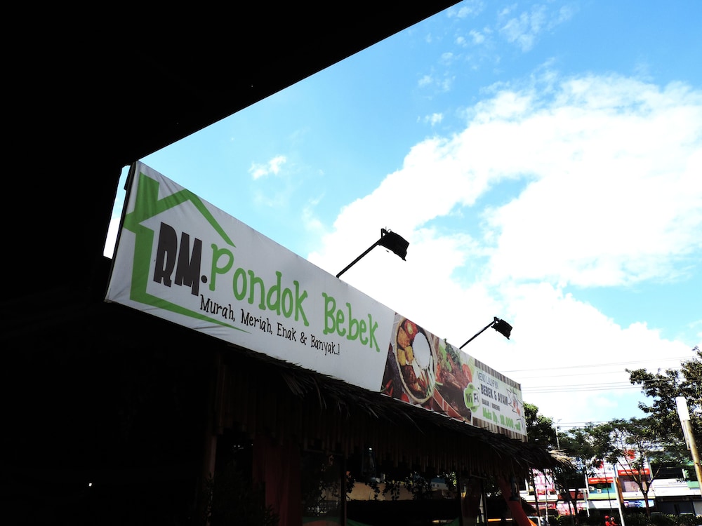 Arbor Biz Hotel 3/58