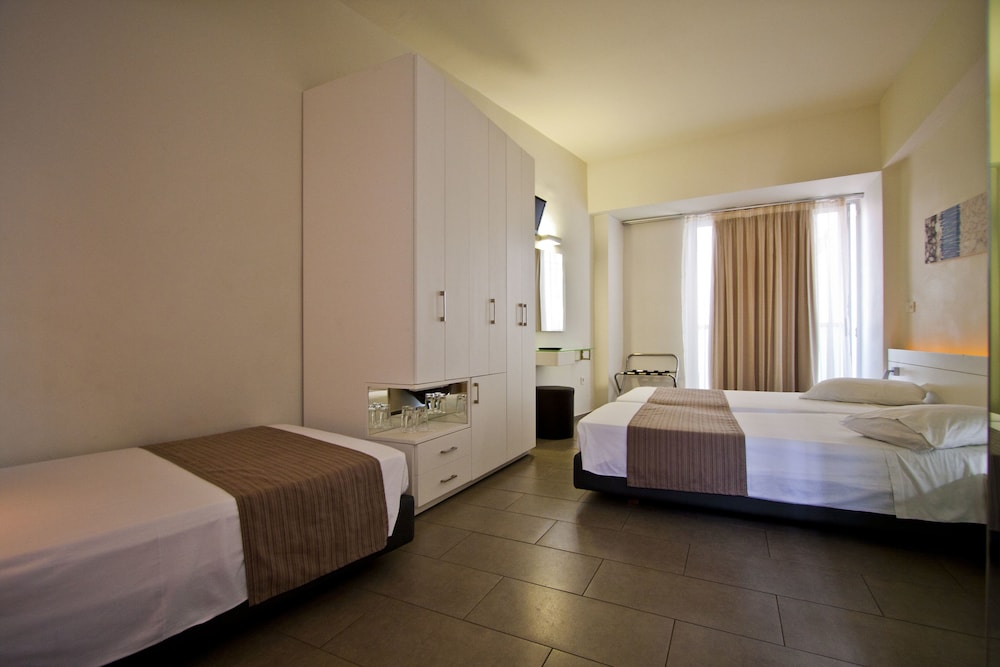 Atlantis Boutique City Hotel 10/69