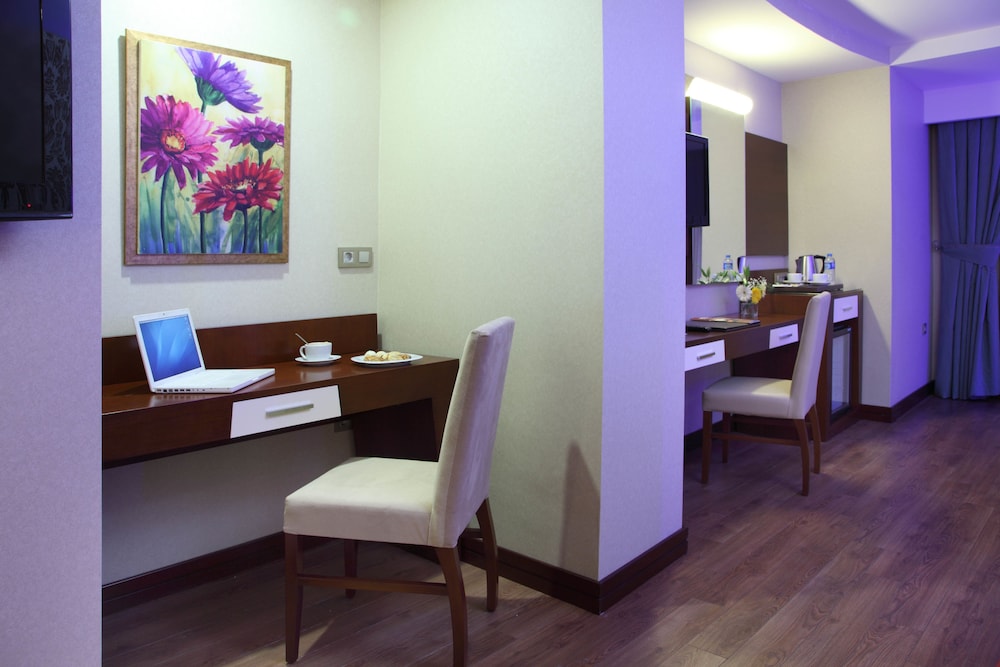 Otel Senbayrak City 55/58