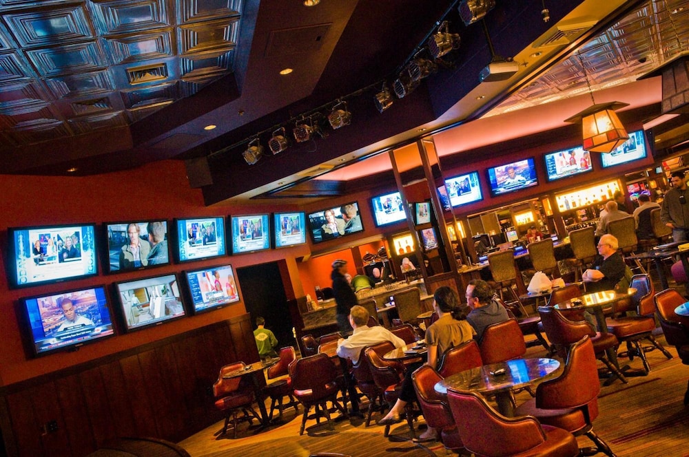 Carson Valley Motor Lodge and Suites 40/50