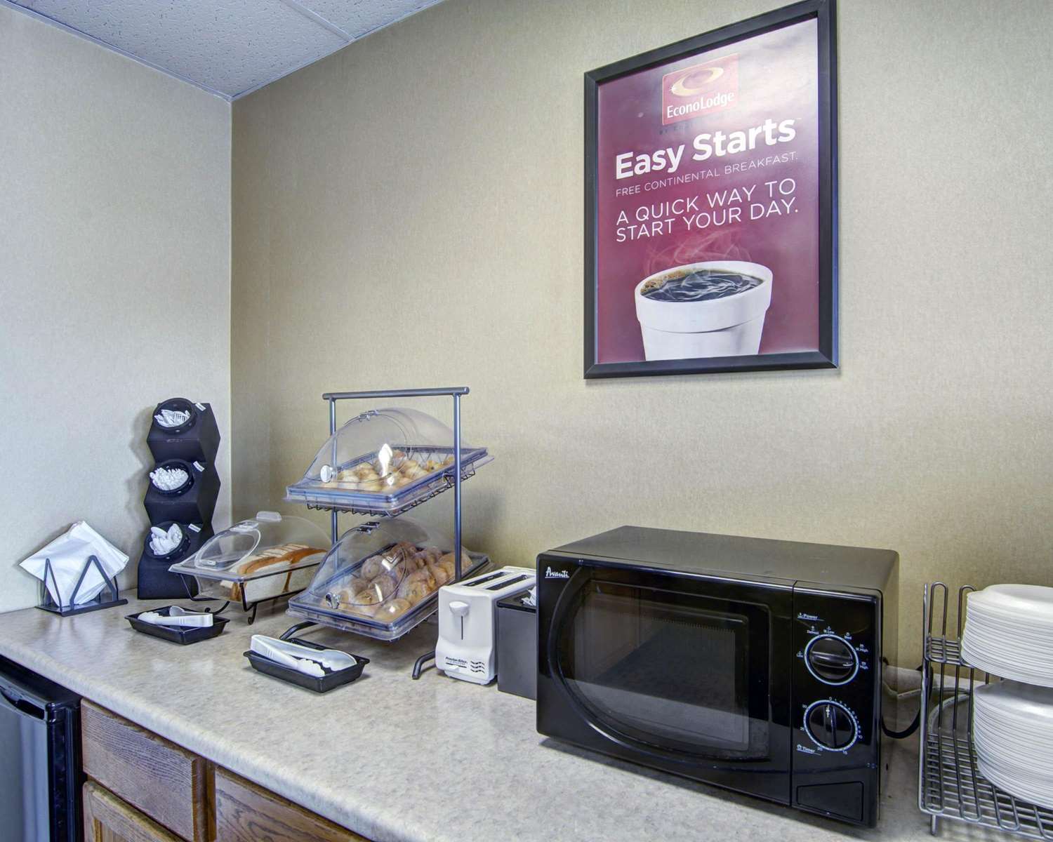 Econo Lodge Wytheville I-77 & I-81 9/21