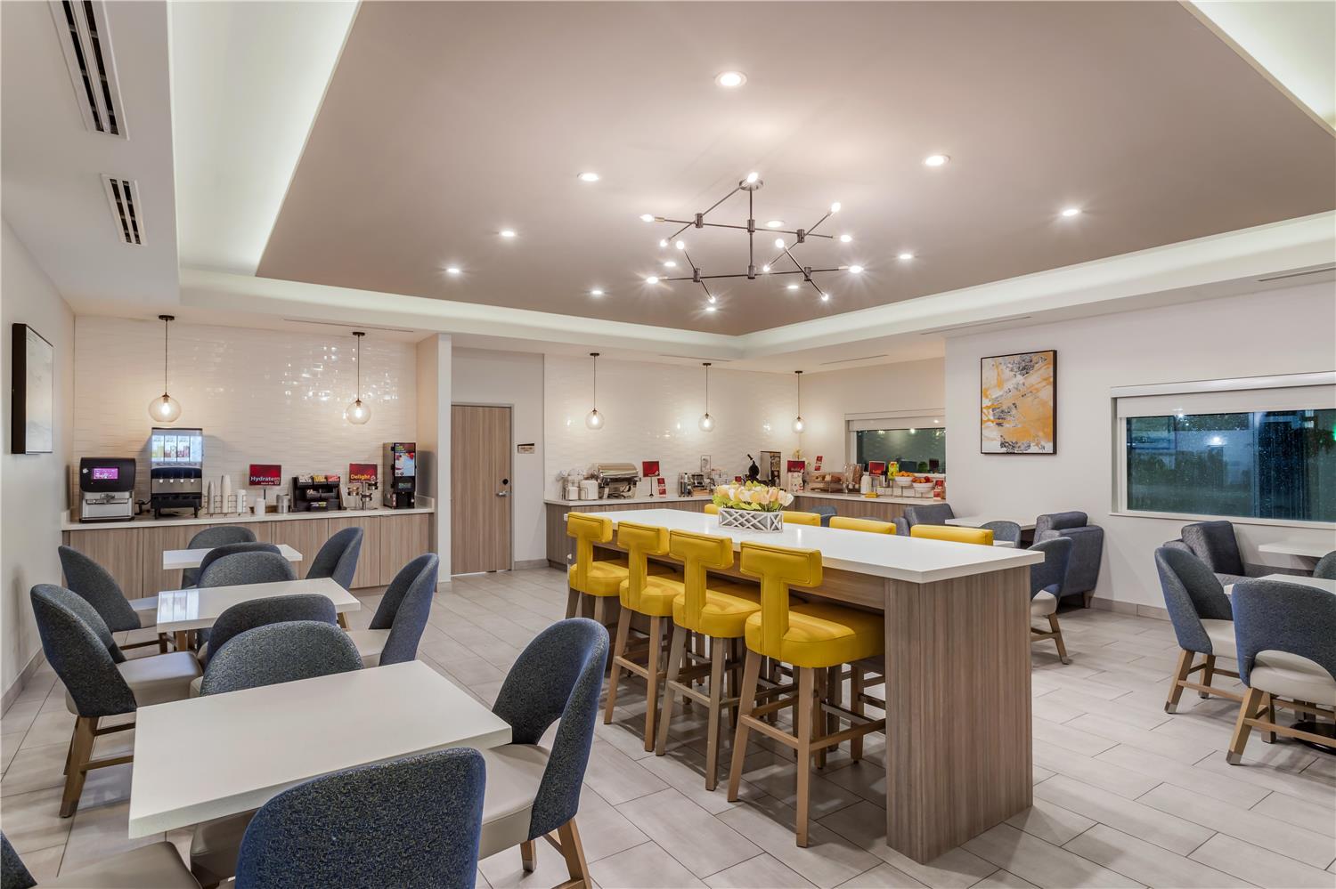 Best Western Plus Mid County 22/31