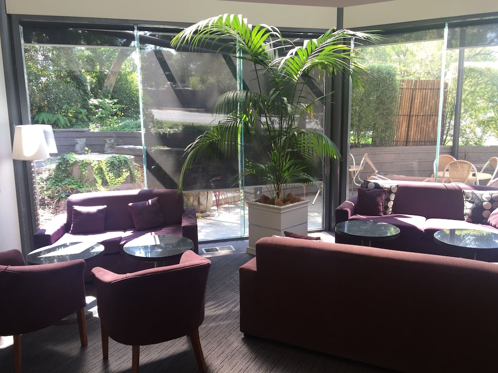 Beaumont Kew Hotel 30/47