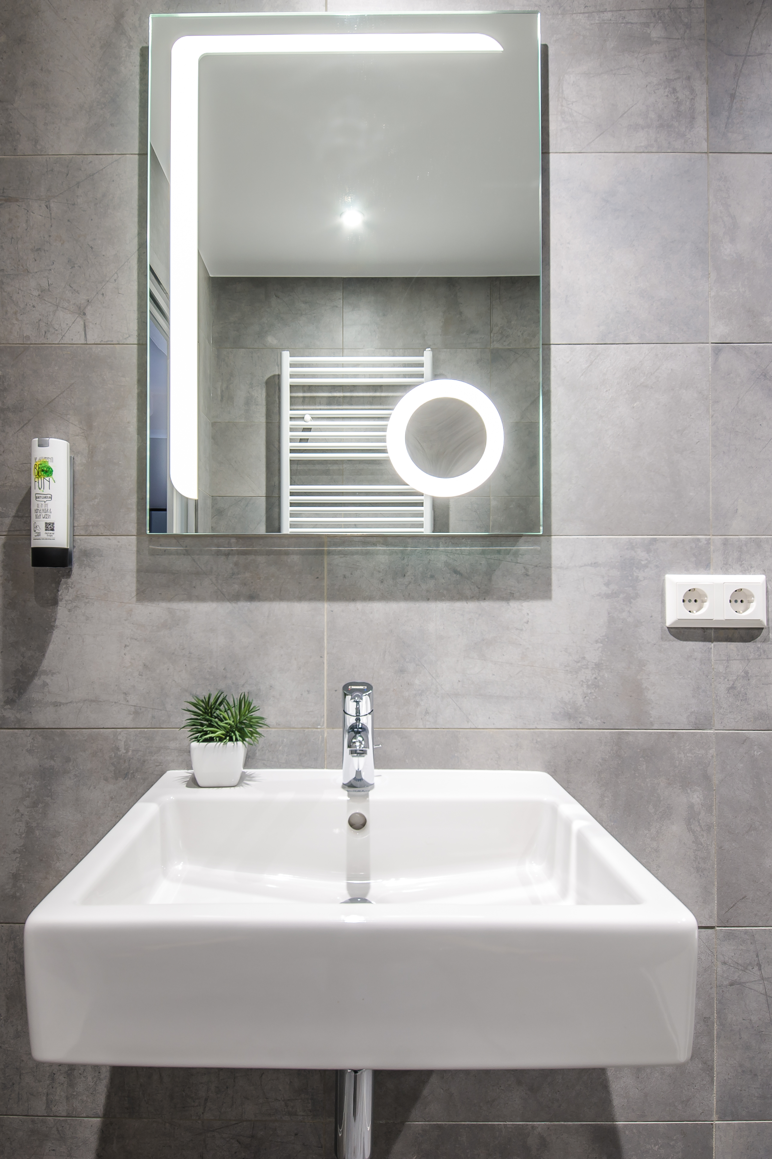Mandarina Hotel 45/50
