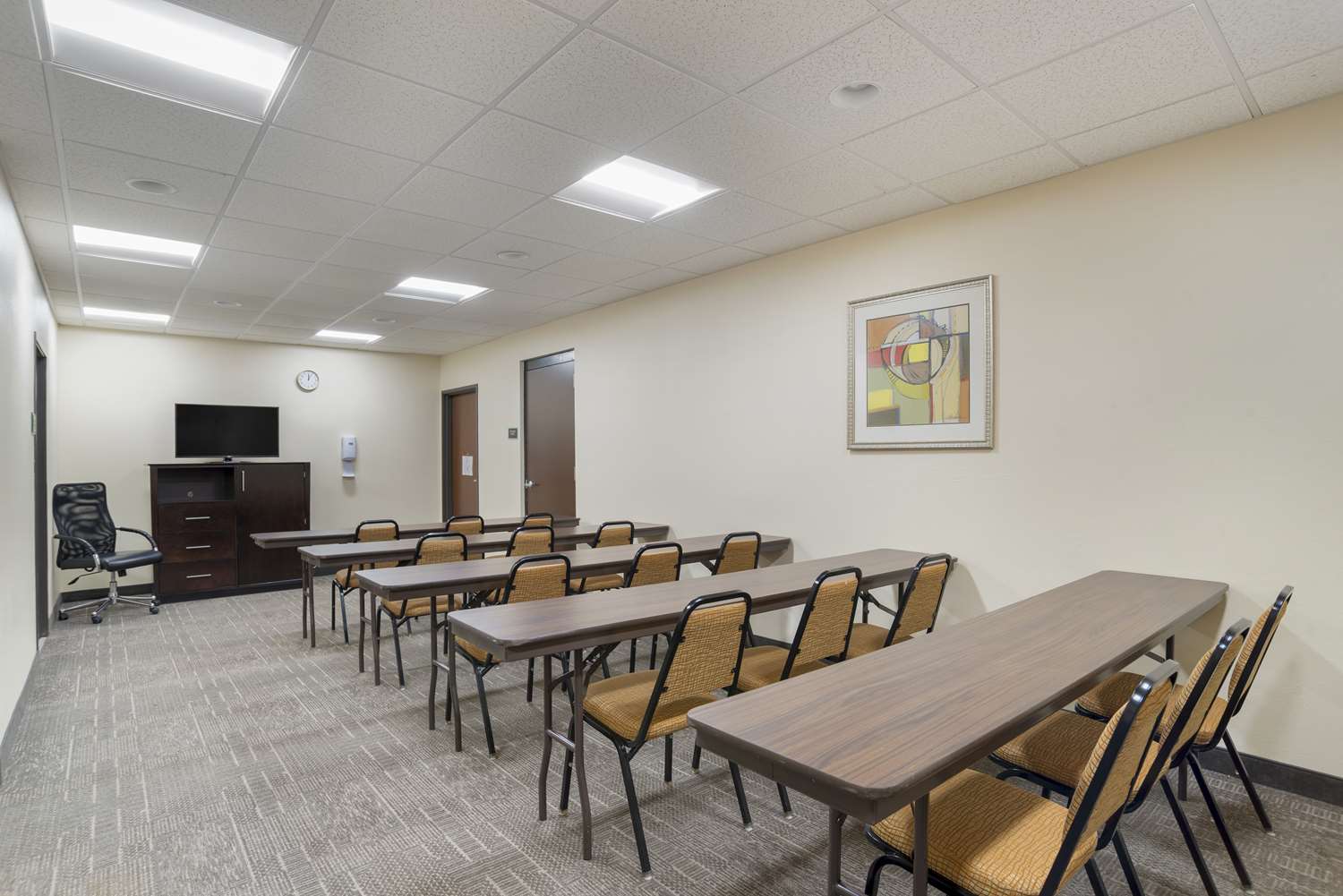 Best Western Plus Flowood Inn & Suites 34/39