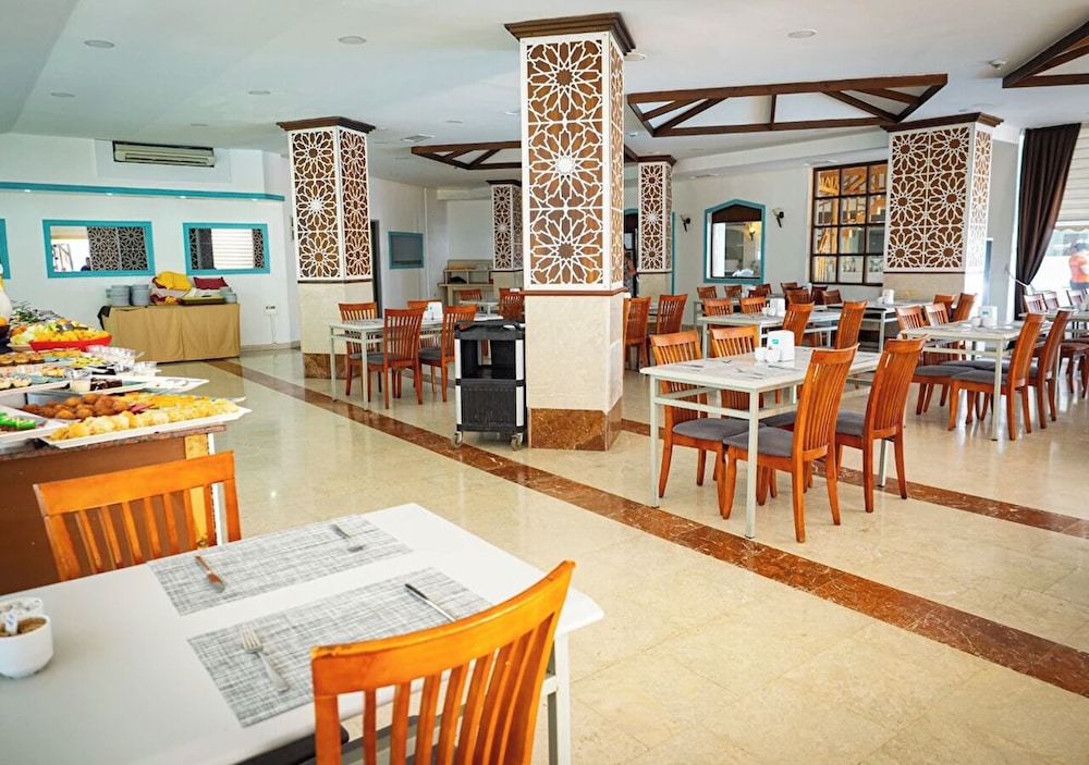 Valeri Beach Hotel 39/50