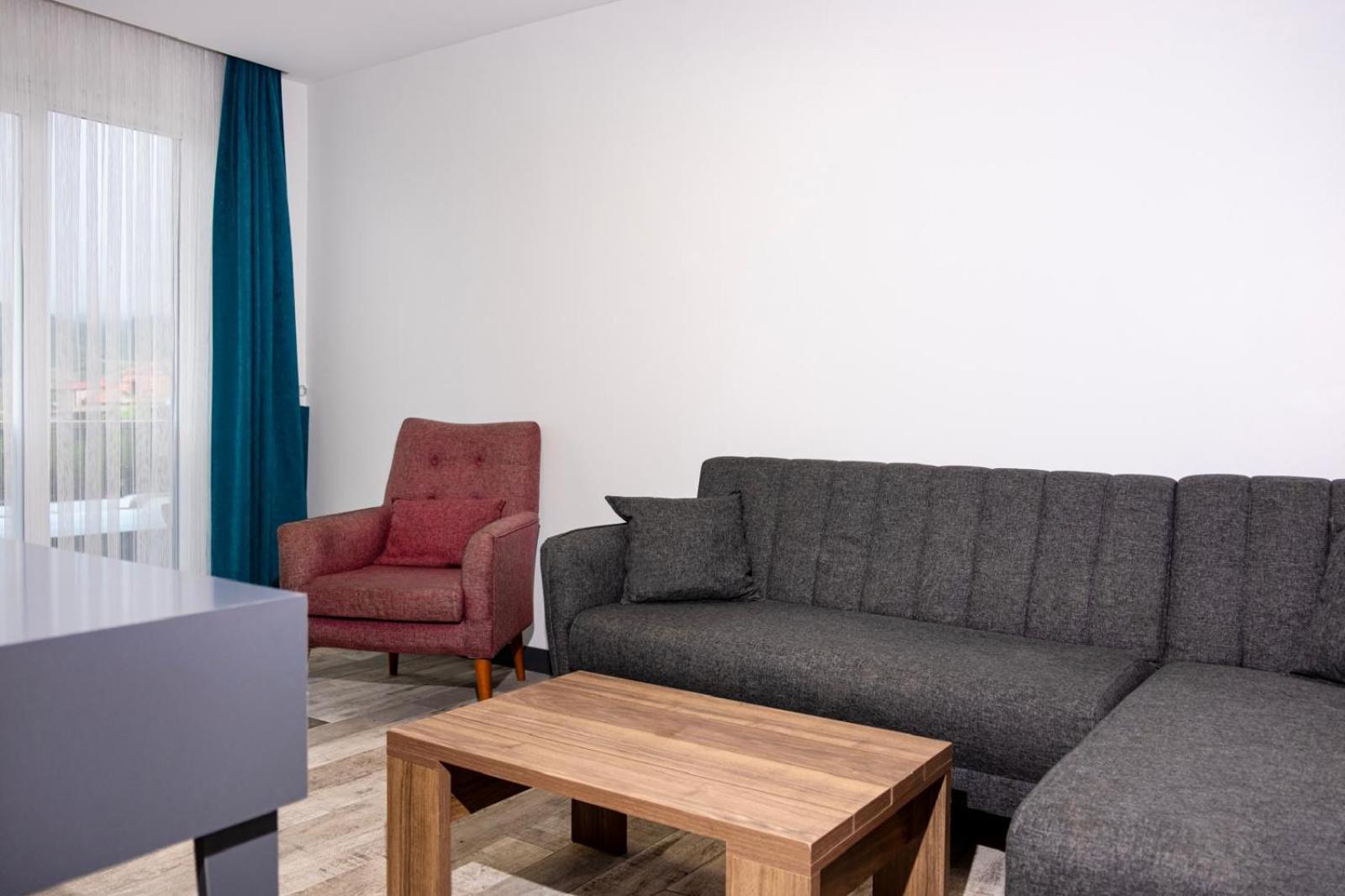 Ladik Hotel 28/50
