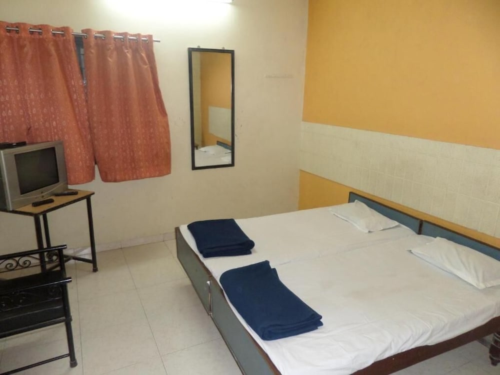 Tourist Home Lodging 12/36