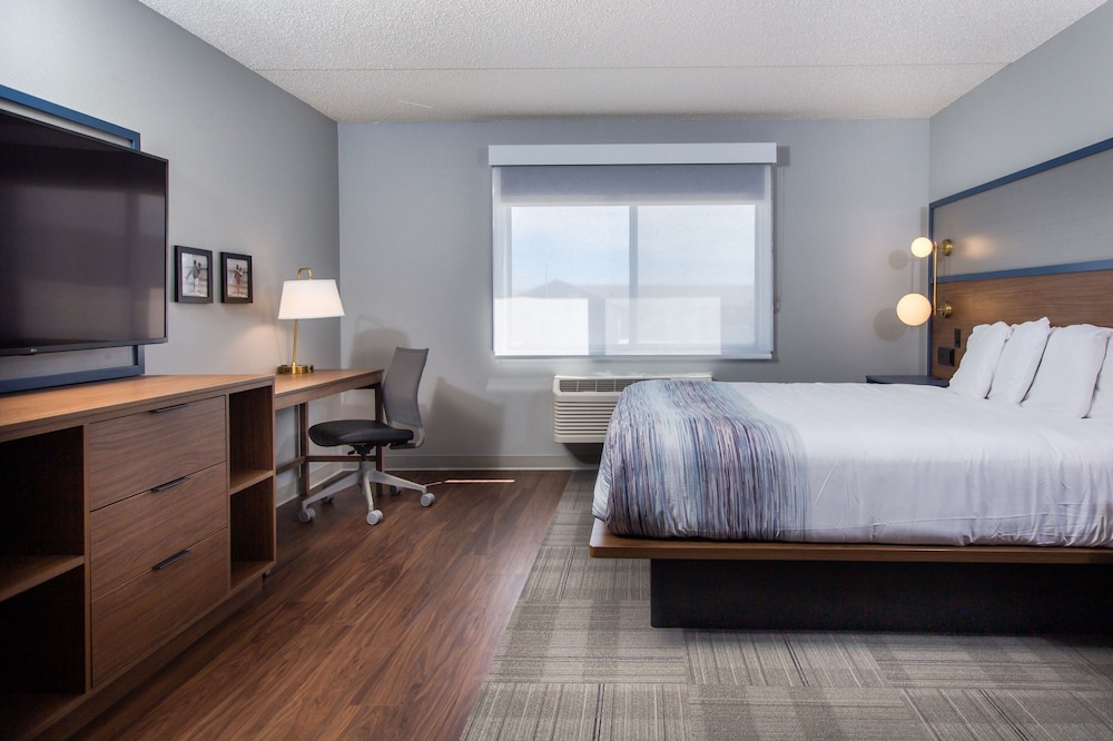 Deluxe, Suite, King Bed