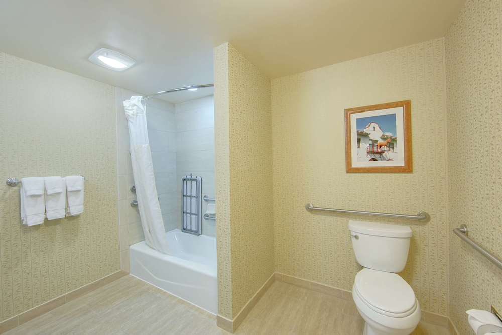 Hilton Garden Inn Fort Worth Medical Center 21/86
