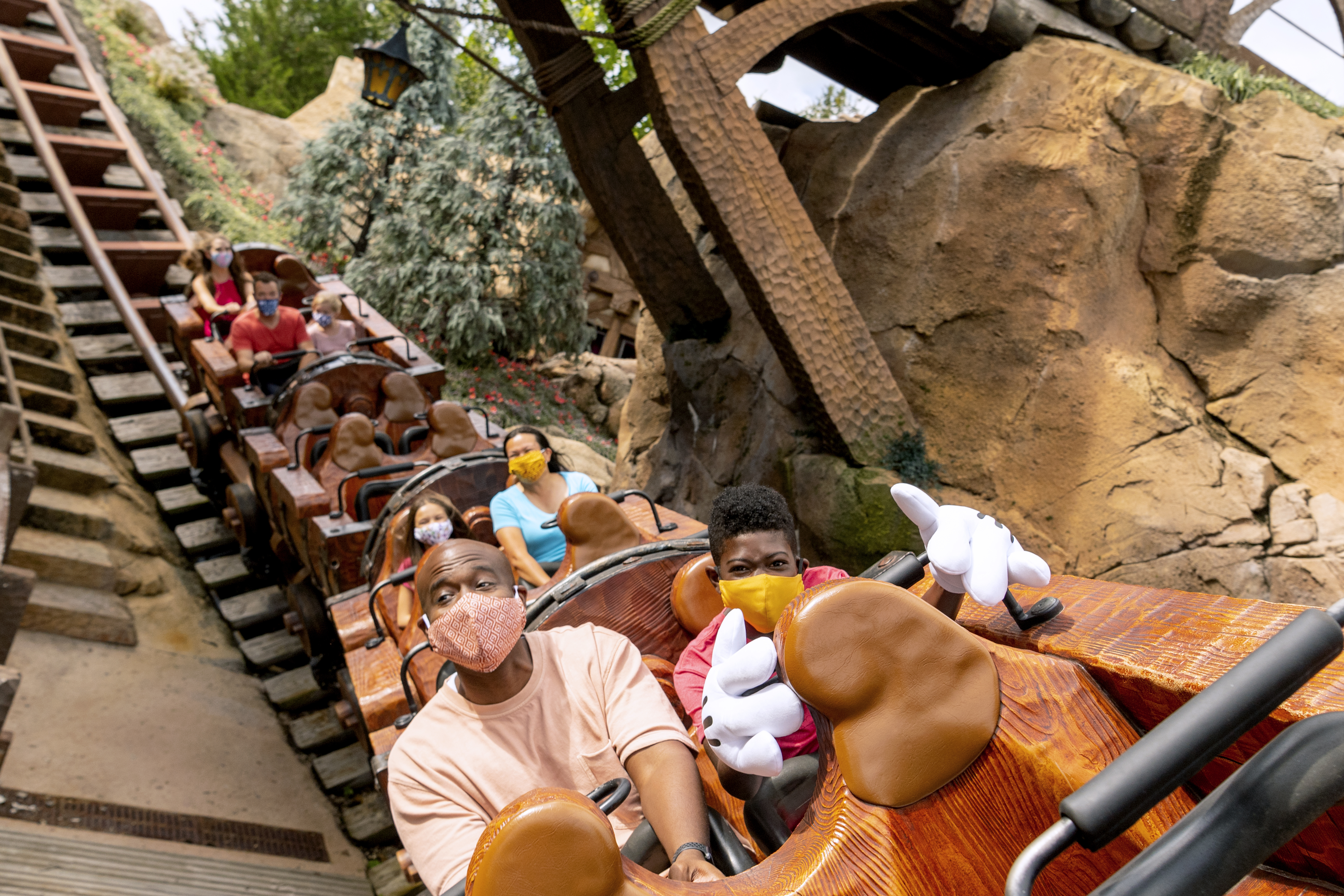 Copper Creek Villas and Cabins at Disneys Wilderness Lodge 7/14