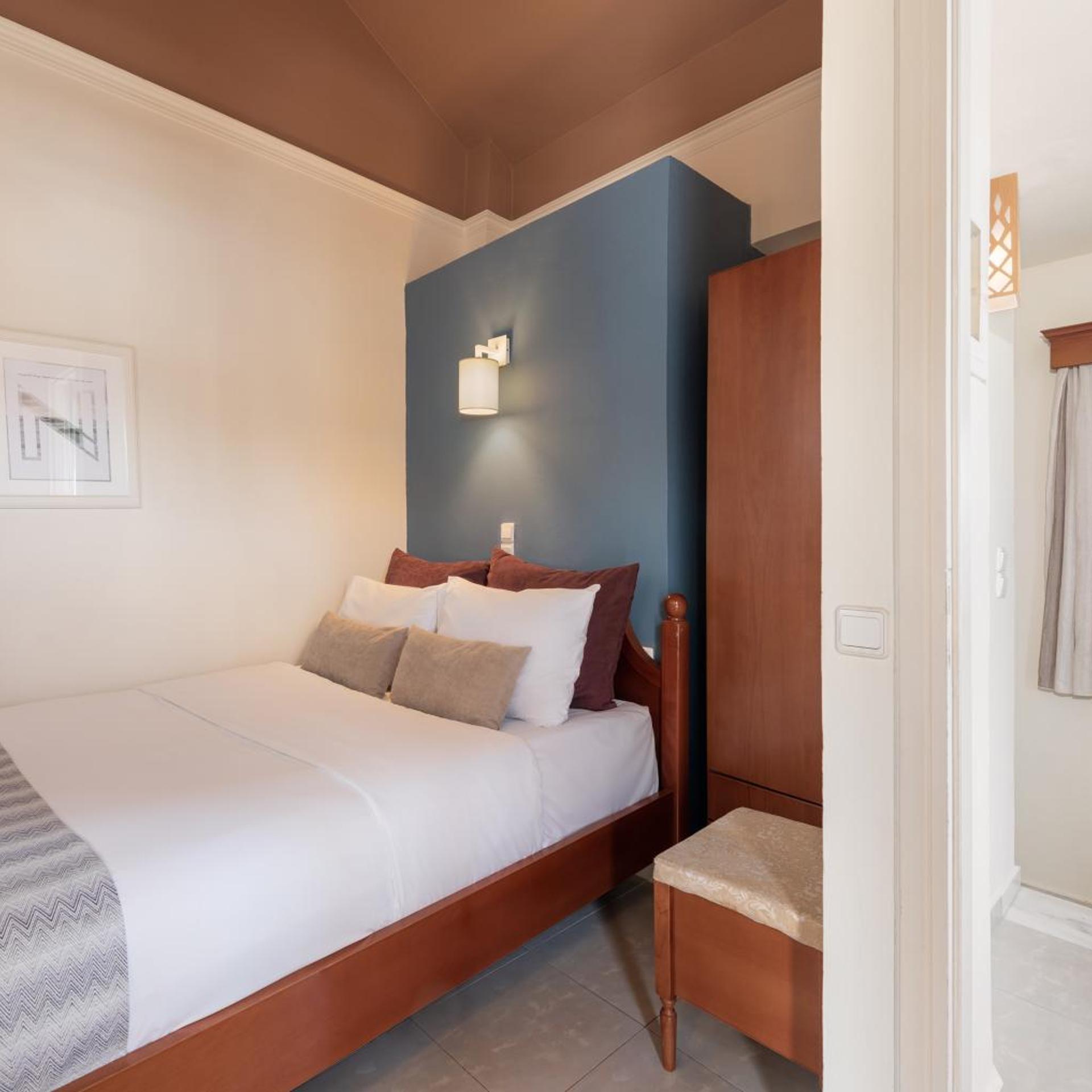 2 BEDROOMS, APARTMENT, PRIVATE POOL