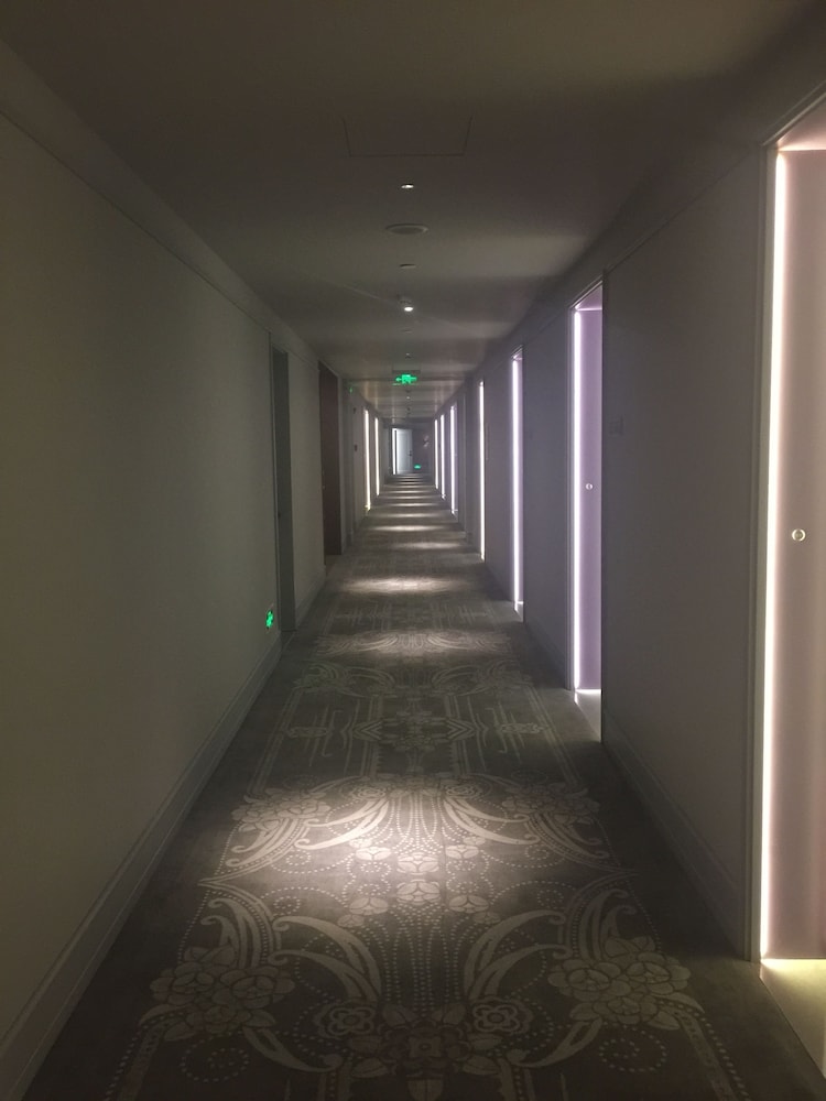 Mercure Shanghai Hongqiao Soho 63/89
