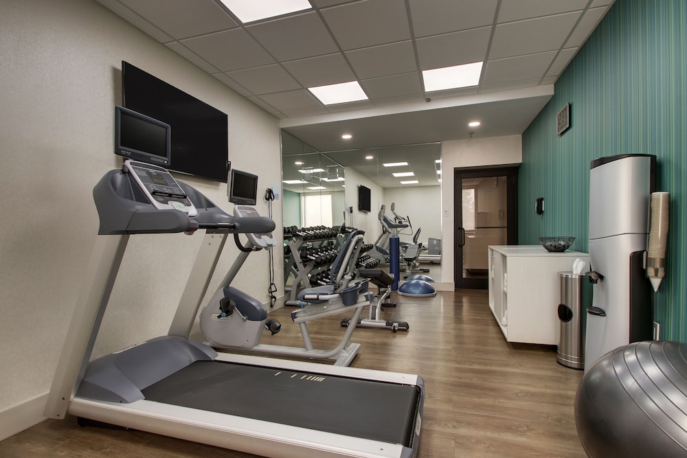 Holiday Inn Express Voorhees - Mt. Laurel 20/37