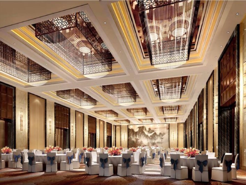 Huayou New Century Grand Hotel 2/50