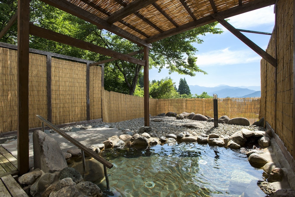 Muica Onsen Hotel 17/39