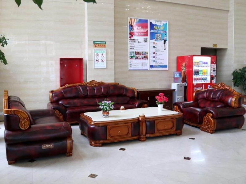 GreenTree Inn Zaozhuang Shanting JinkeGuoji Yijiaren Hotel 42/59