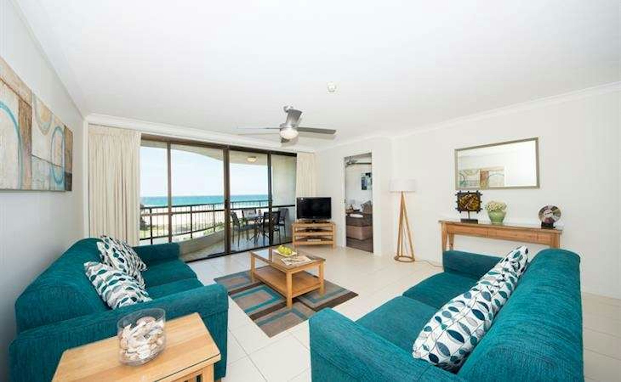 San Simeon Beachfront Apartments 4/7
