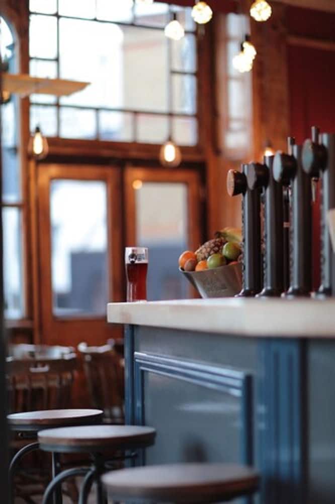 Newmarket Ale House Hotel and Restaurant 56/61