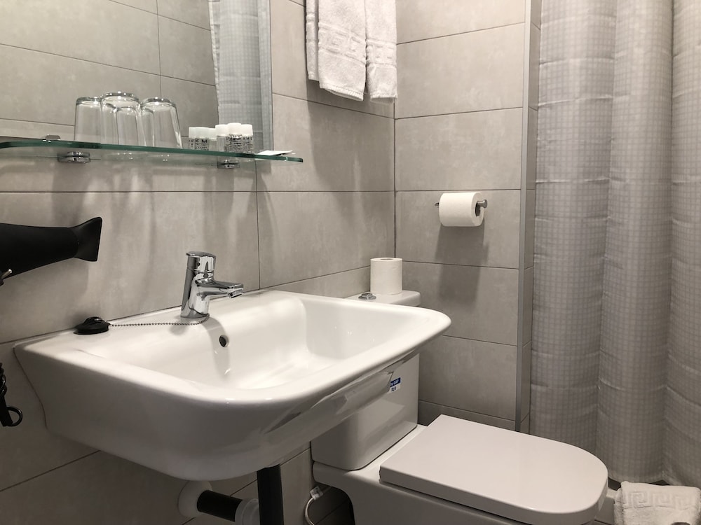 Hostal Rias Bajas 28/31