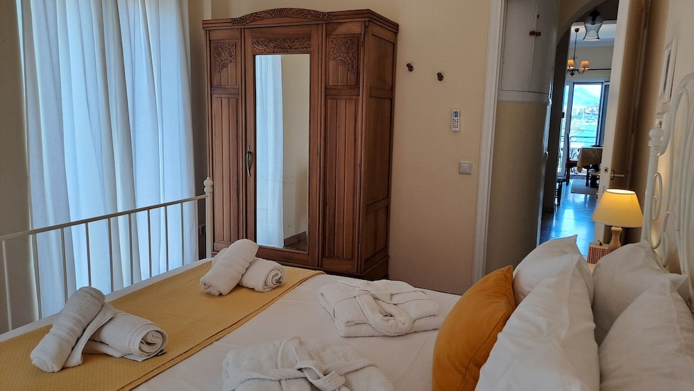 Garitsa bay Apartment 13/50