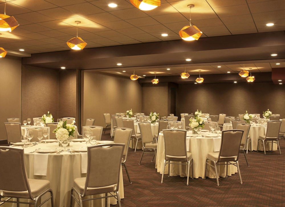 The Broadway Columbia A Doubletree By Hilton 29/41
