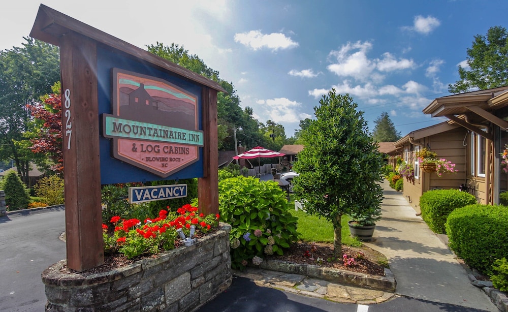 Mountainaire Inn and Log Cabins 1/50