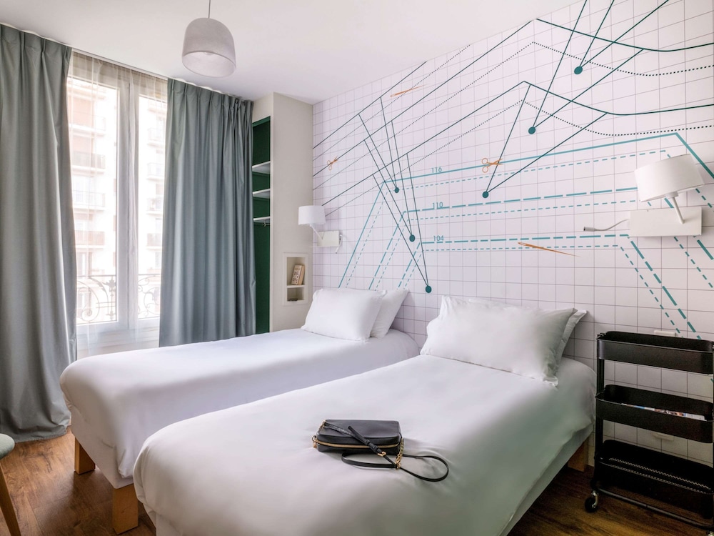 ibis Styles Asnieres Centre 34/78