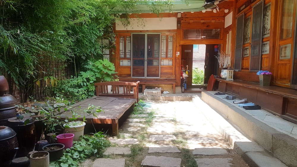Gong Sim Ga 10/74
