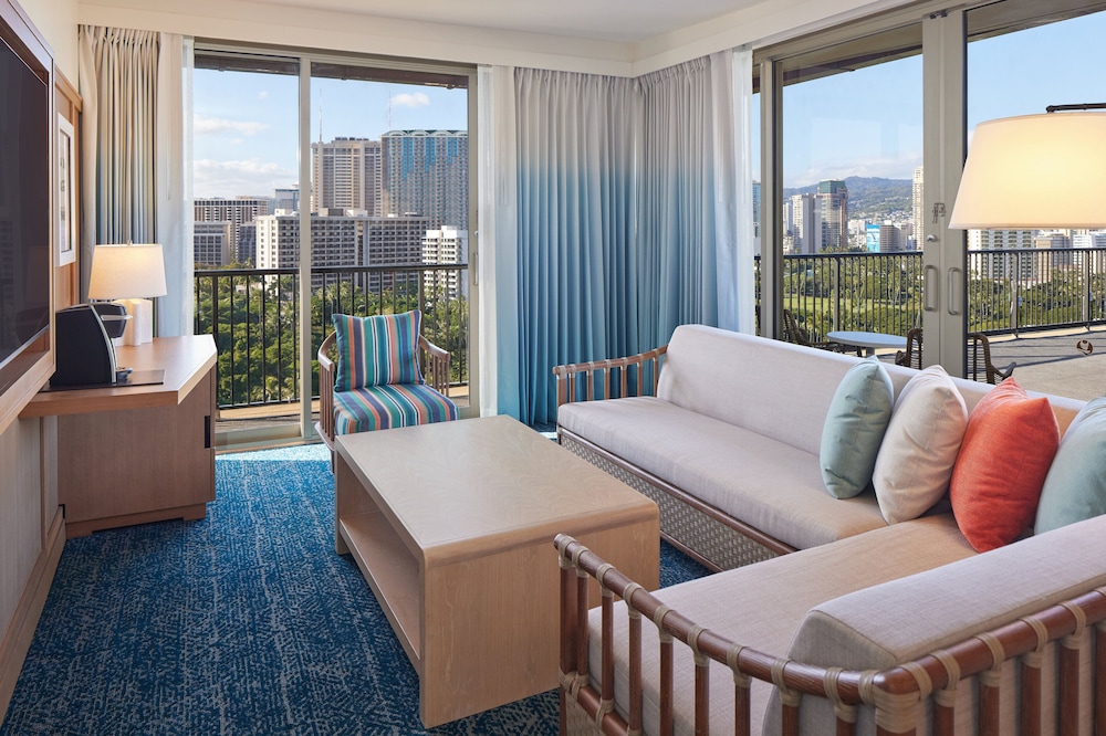OUTRIGGER Reef Waikiki Beach Resort 52/86