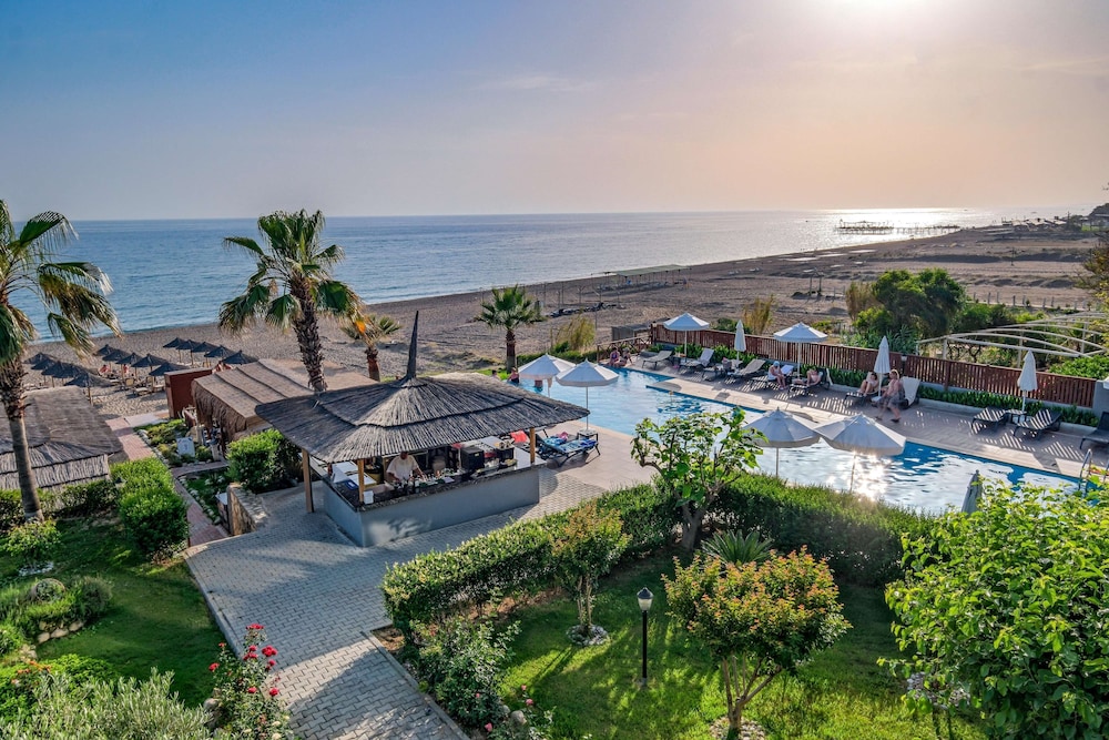 Adora Calma Beach Hotel - Adults Only 42/50