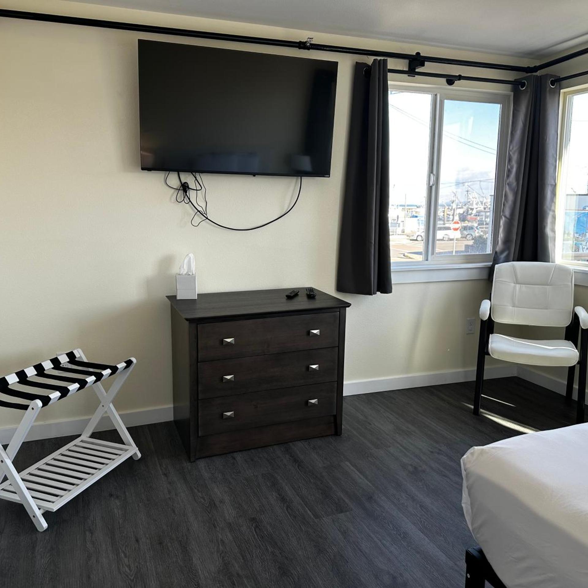Dock Street Inn 7/50