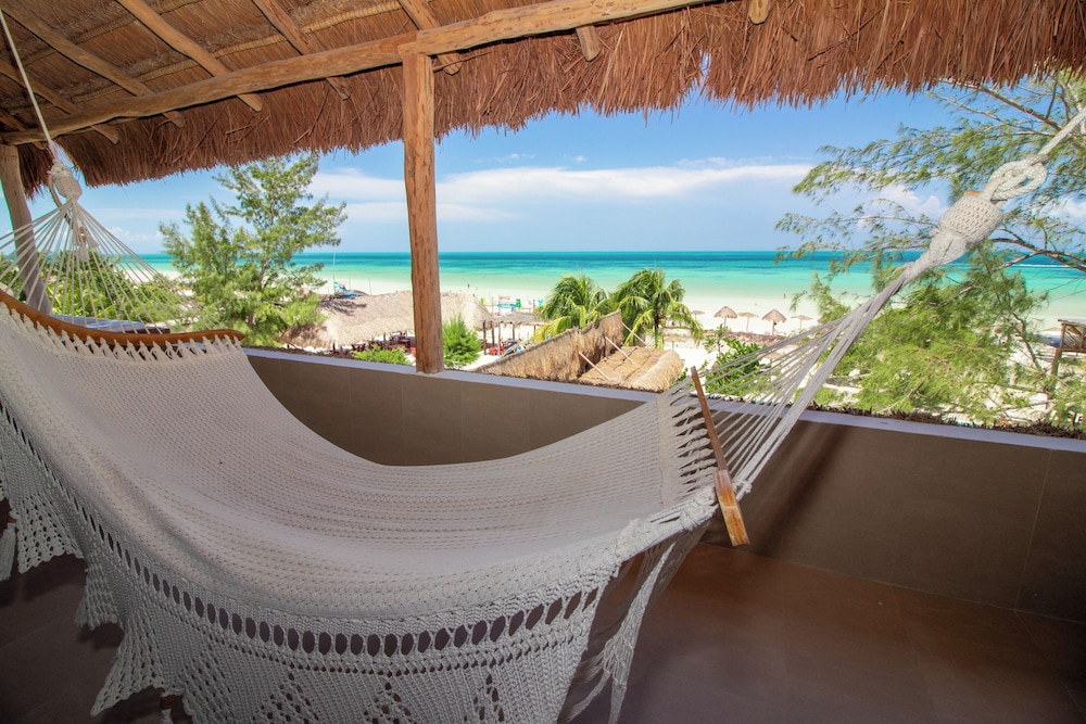 My Blue Holbox Hotel 58/64