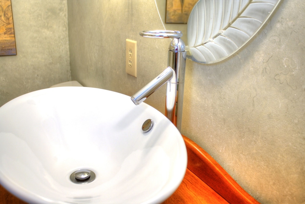 Los Gatos Bed & Breakfast 49/50