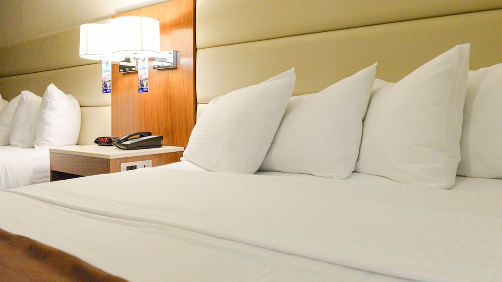 Travelodge by Wyndham Culver City 19/52