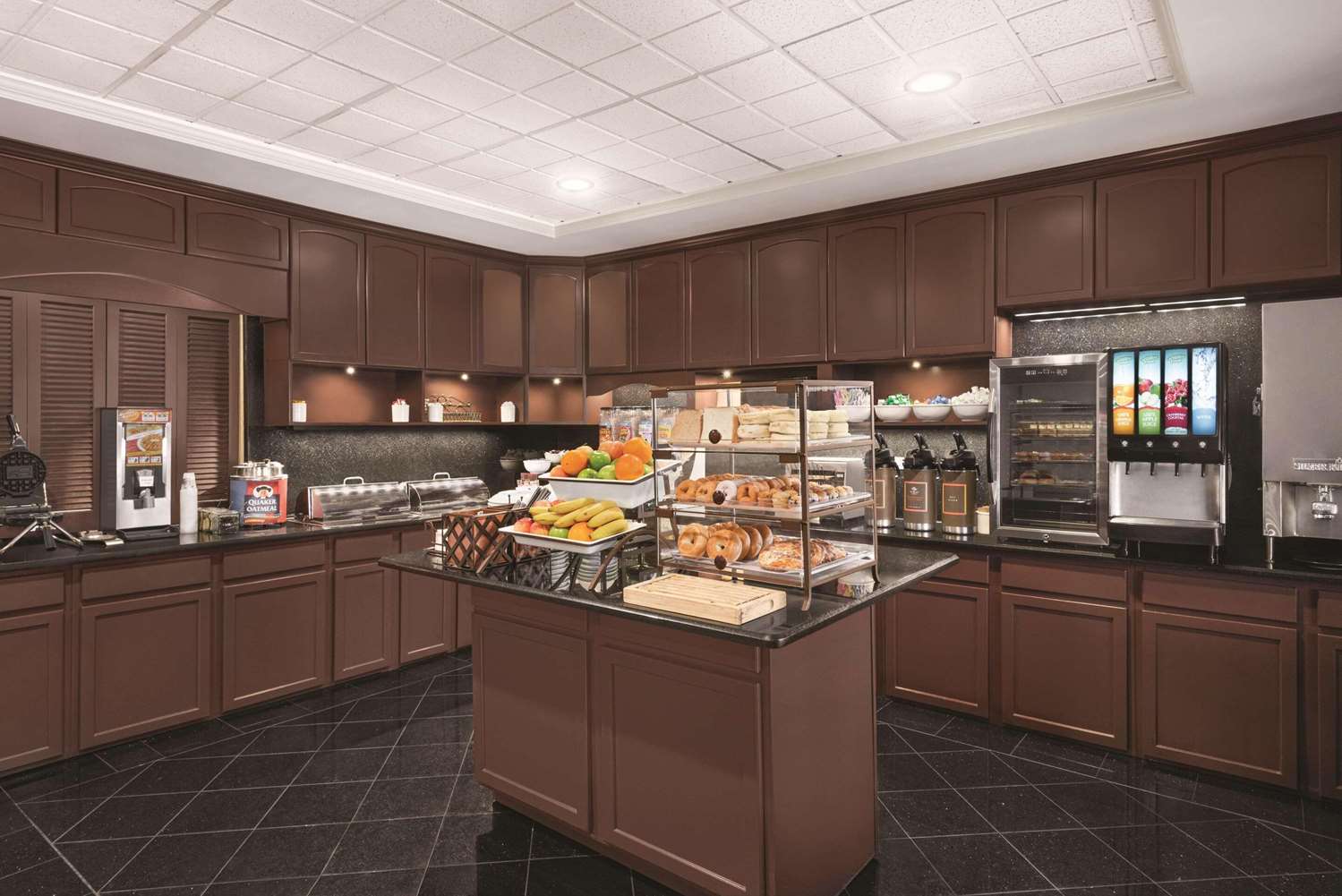 Country Inn & Suites by Radisson Schaumburg IL 22/33
