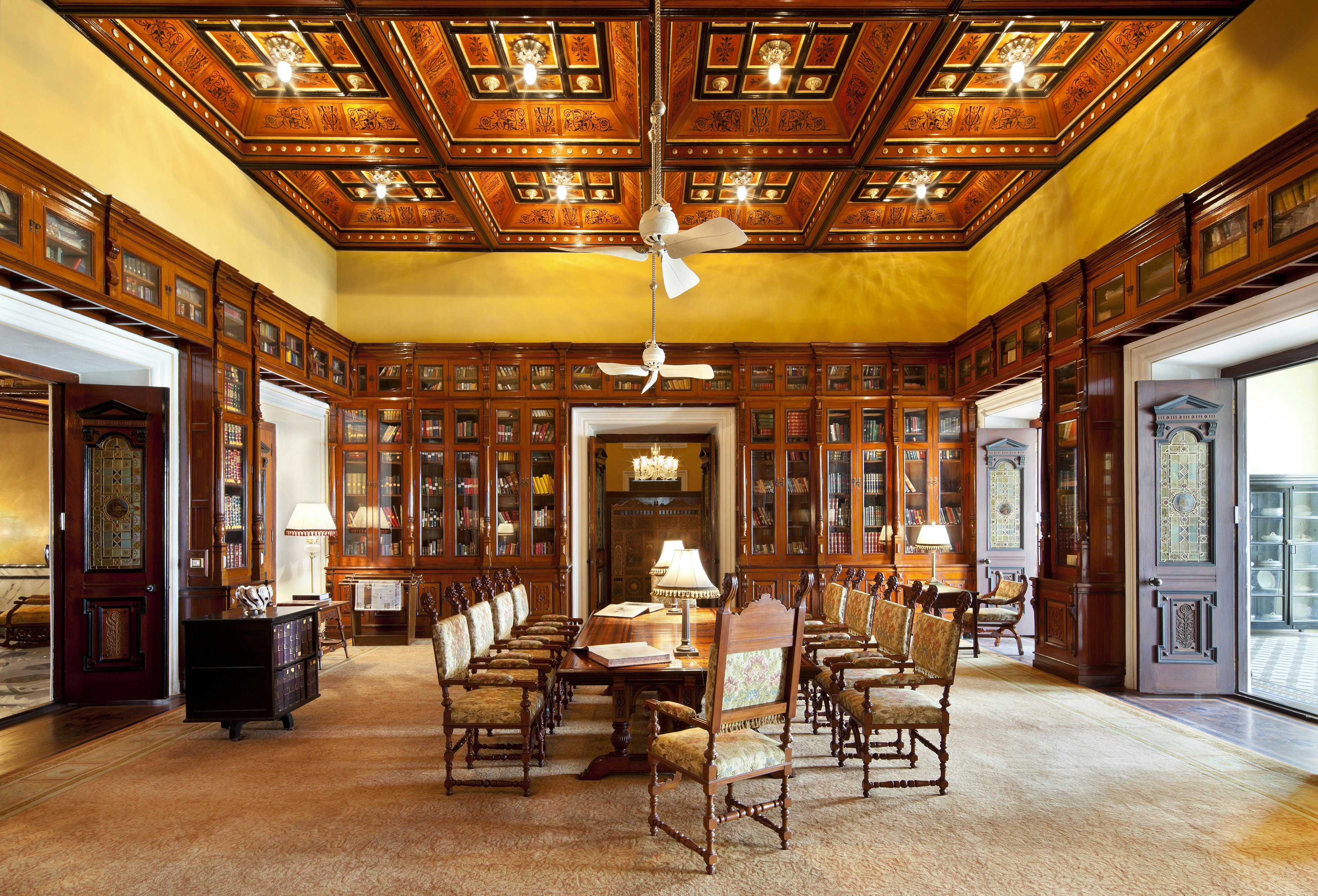 TAJ FALAKNUMA PALACE 57/81