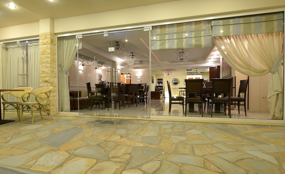 Ilia Mare Hotel 6/48