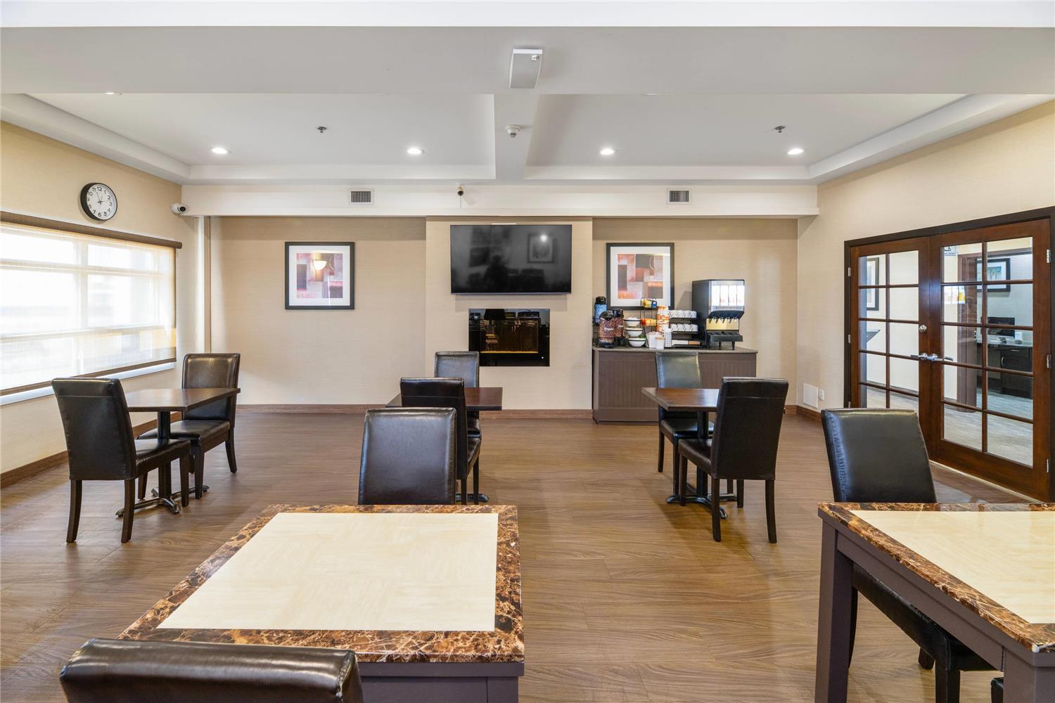 Comfort Inn Dawson Creek, BC 10/16