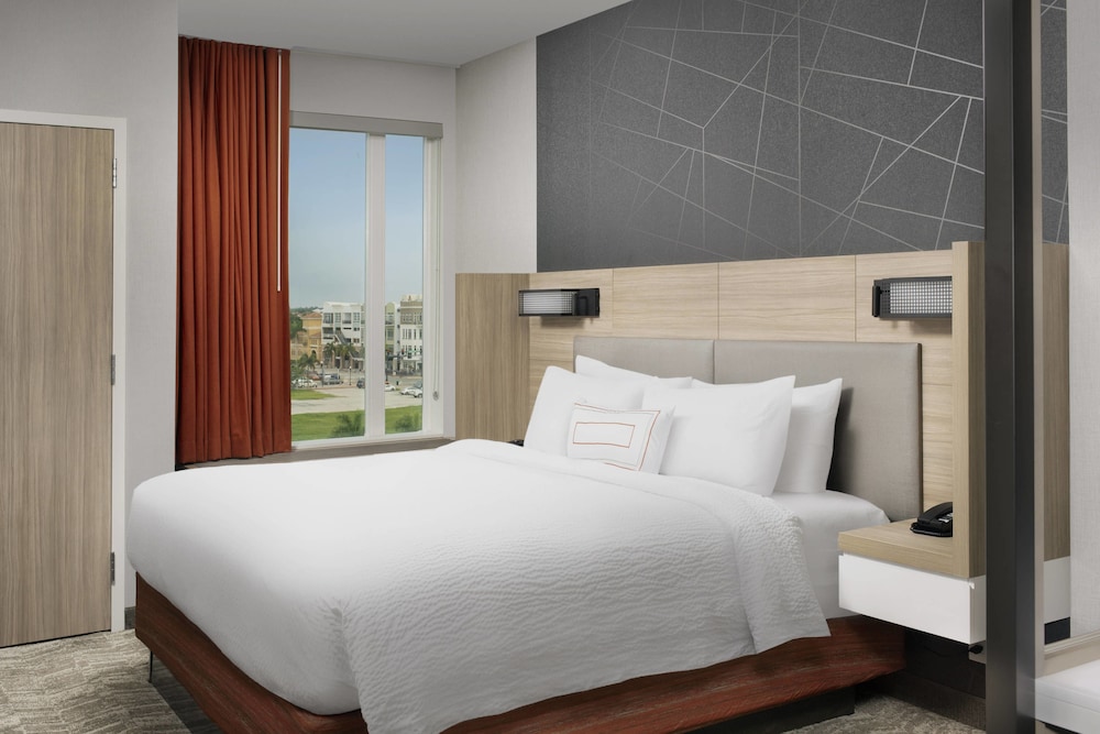 SpringHill Suites by Marriott Punta Gorda Harborside 9/35