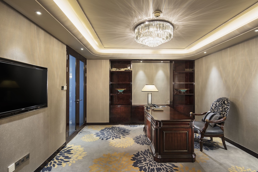 Hilton Shenzhen Shekou Nanhai 60/89