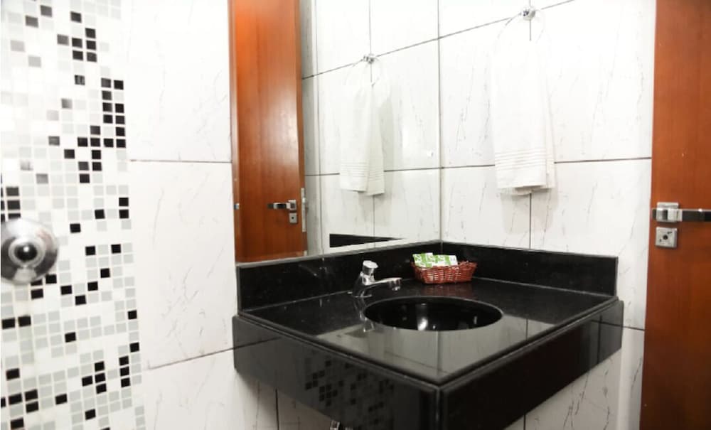 Villa Canoas Hotel 79/80