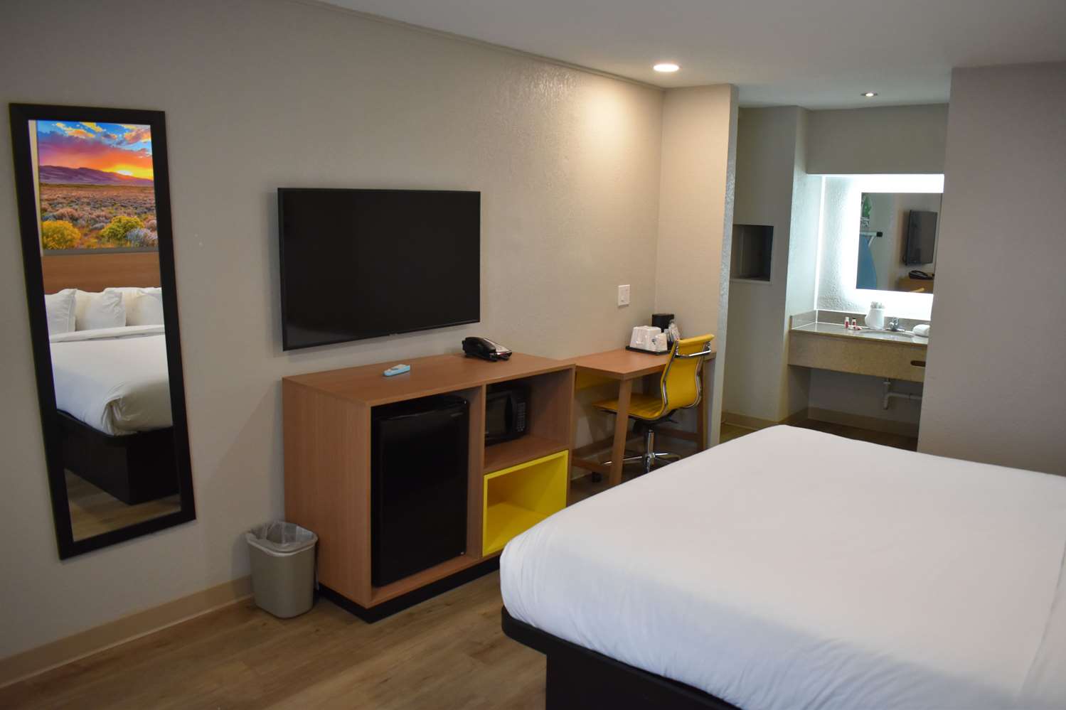 Days Inn by Wyndham San Antonio Alamo/Riverwalk 10/29