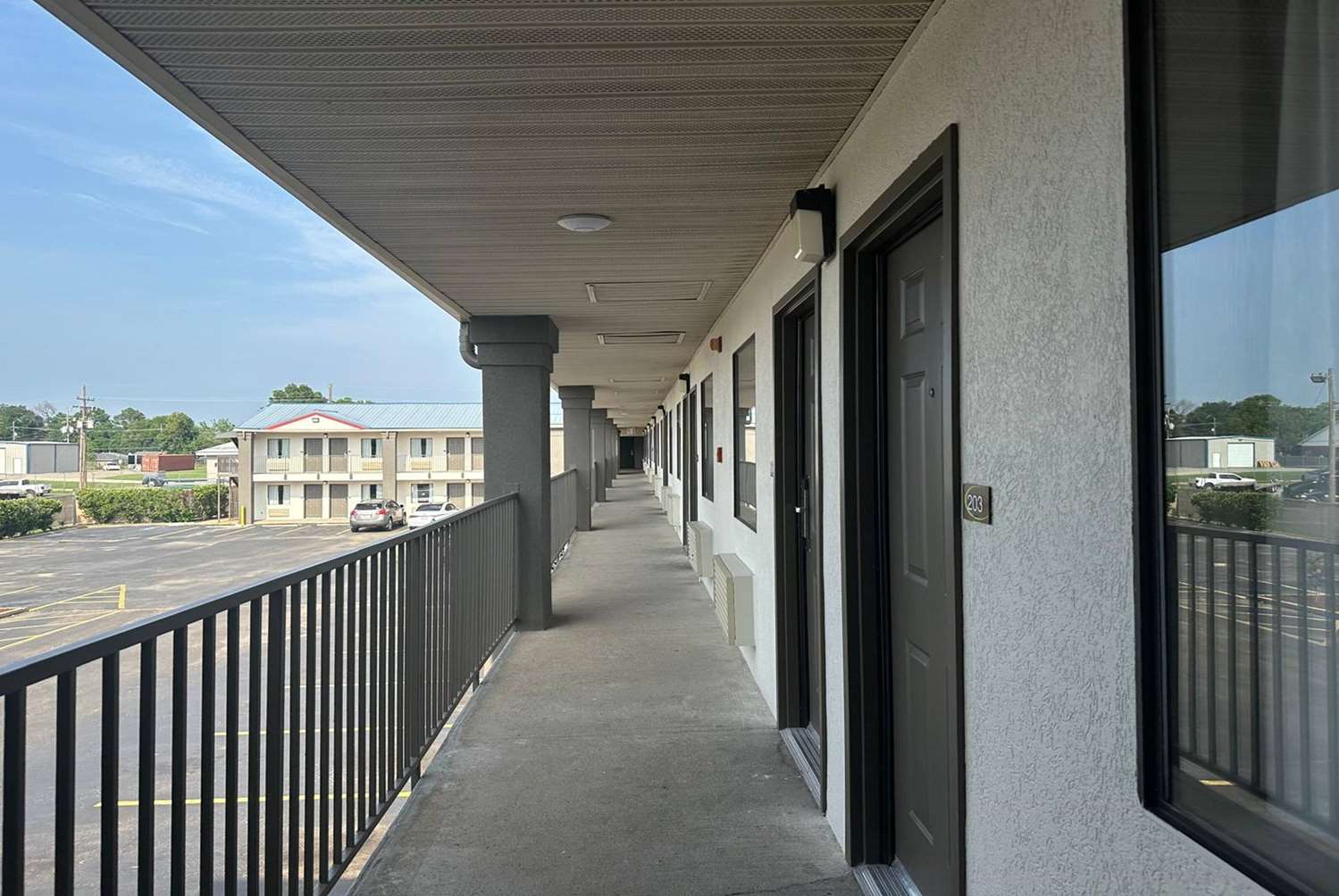 Super 8 by Wyndham Monroe 58/67