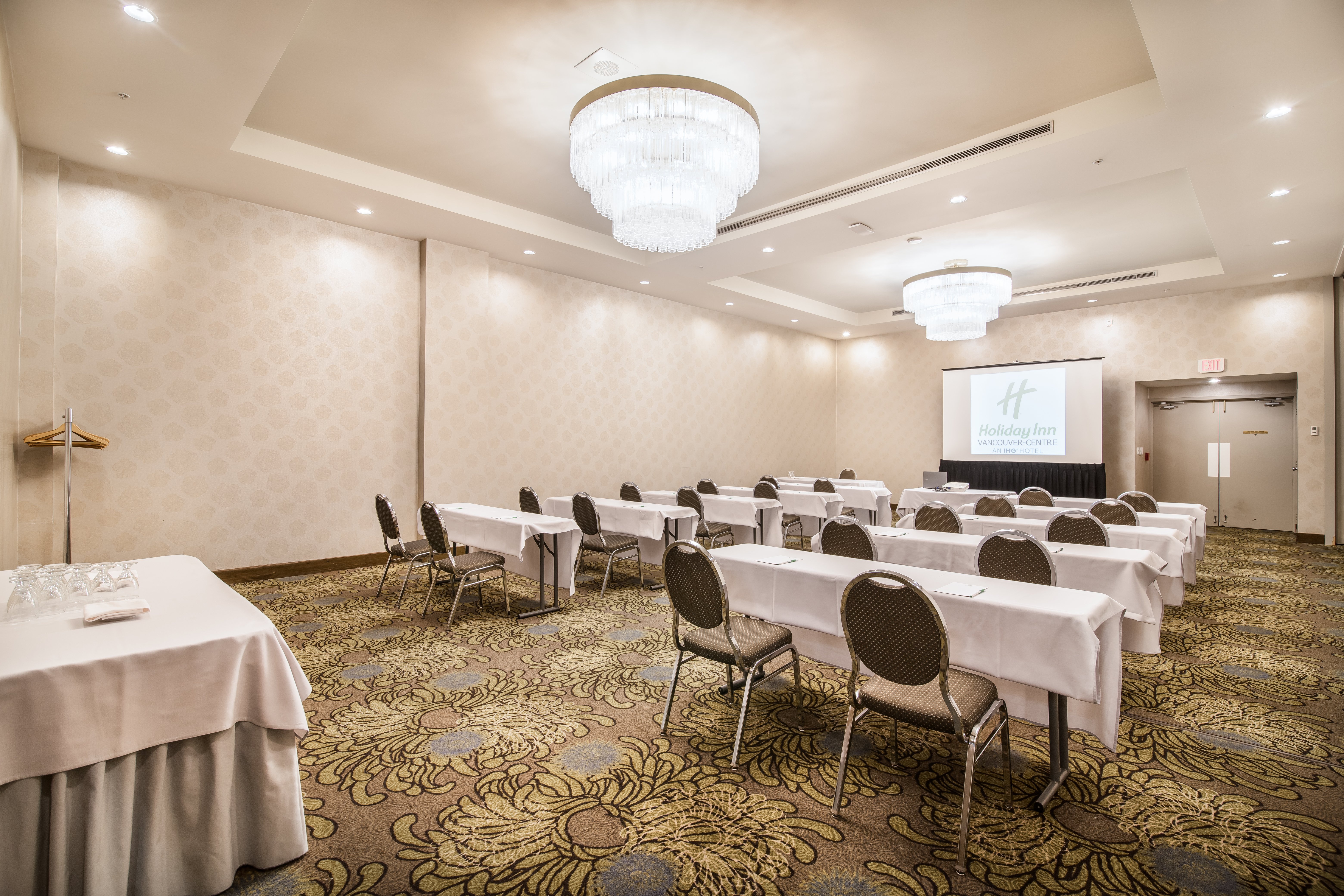 Holiday Inn Vancouver Centre 59/73
