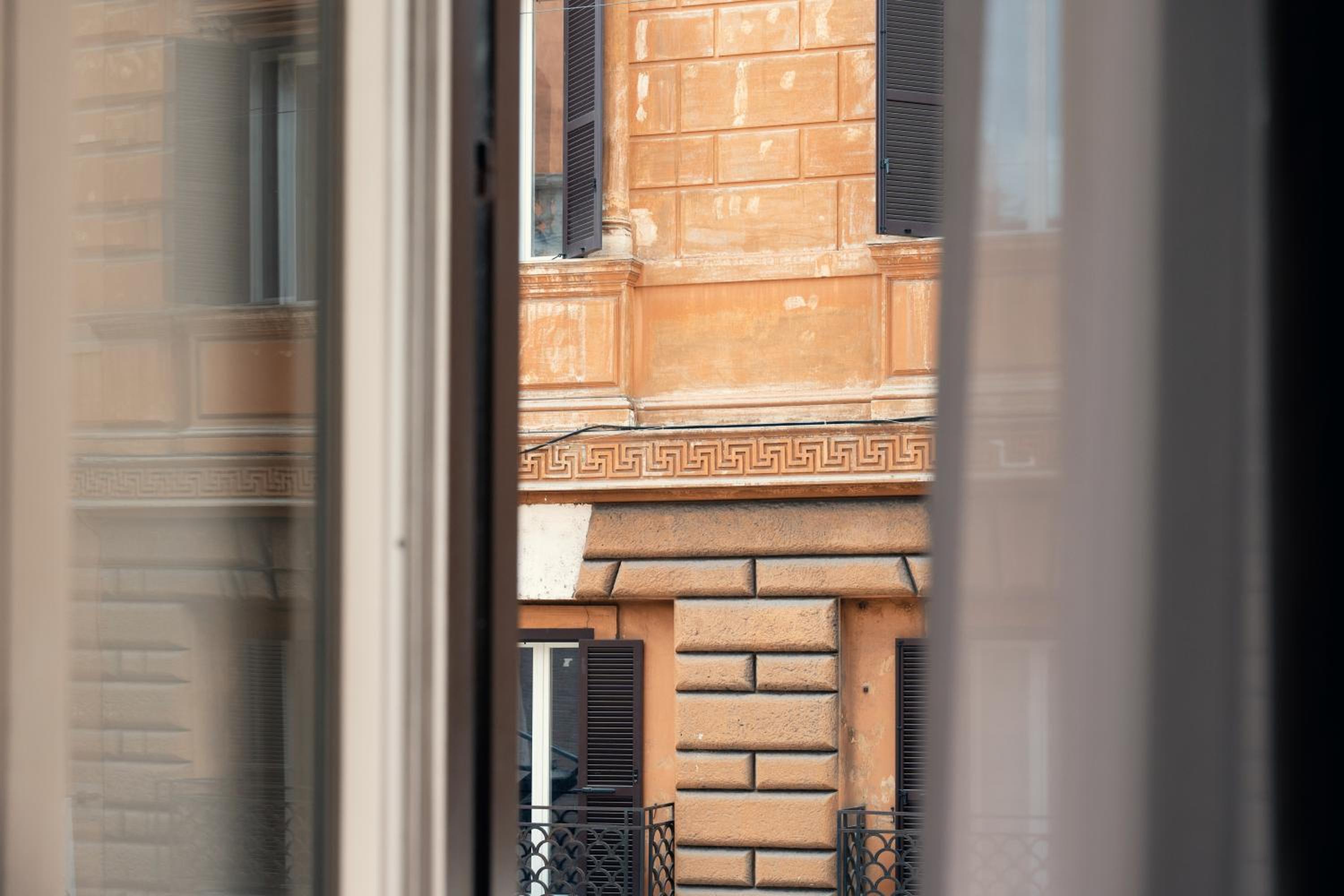 The Flow - Via Del Corso 14/22