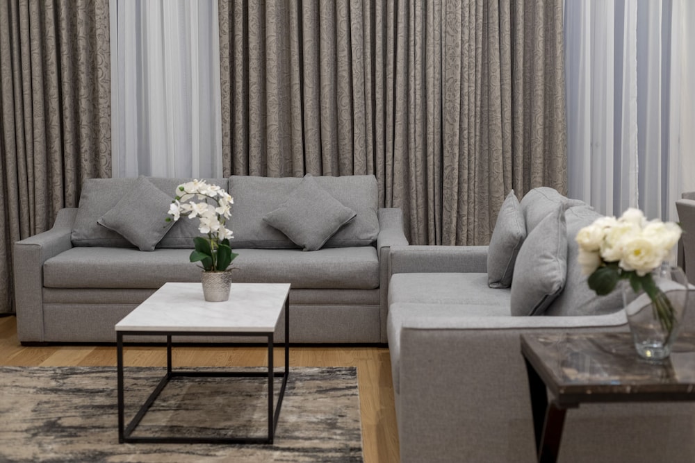 20 Hertford Street 22/50